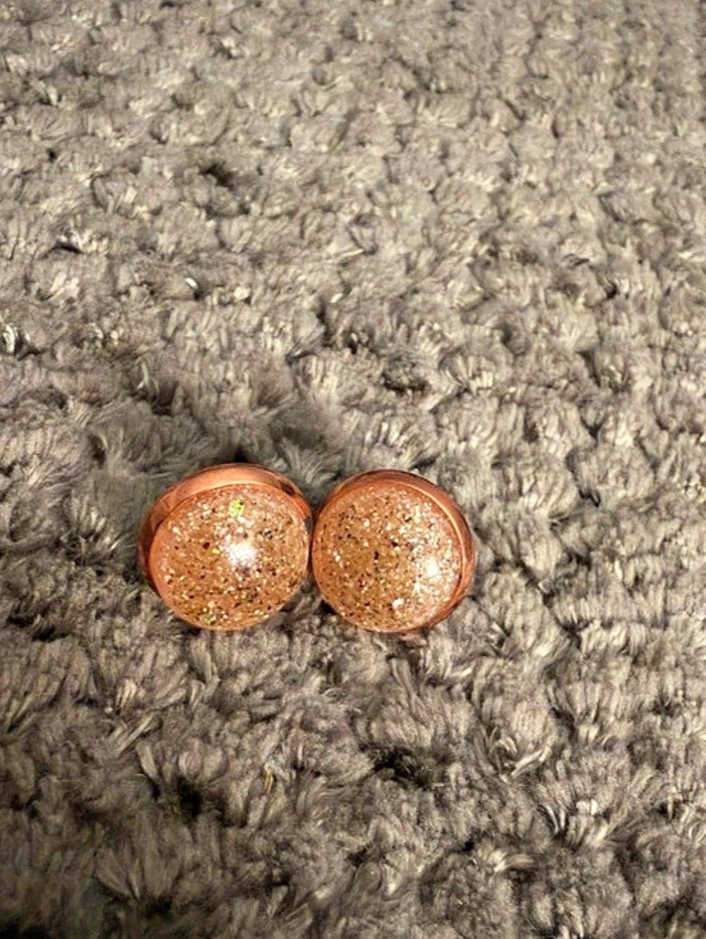Stud Earrings Like New